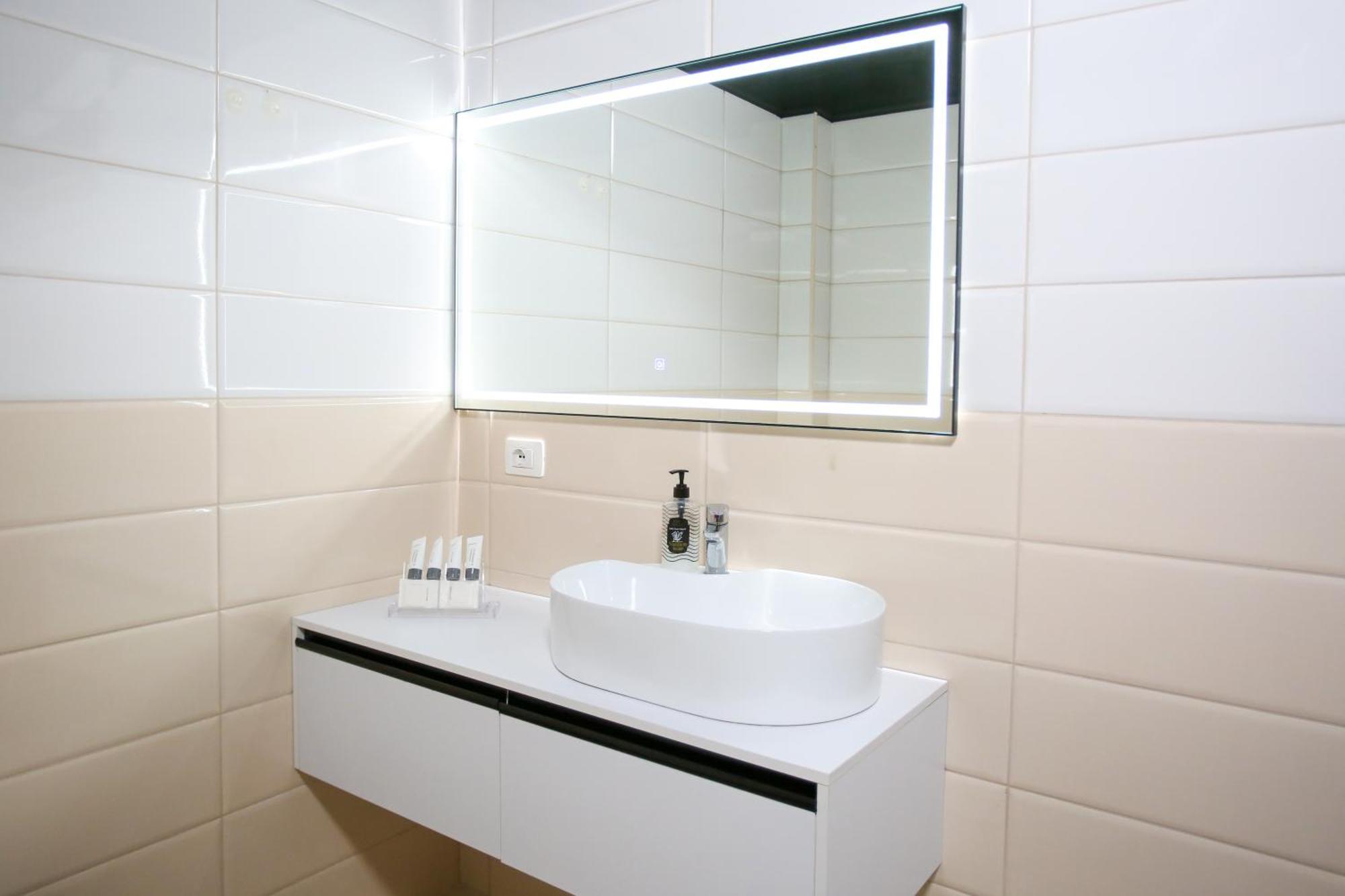 Oasis Residence Vlorë Extérieur photo